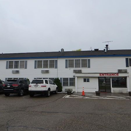 Regency Inn Hudson Exterior photo